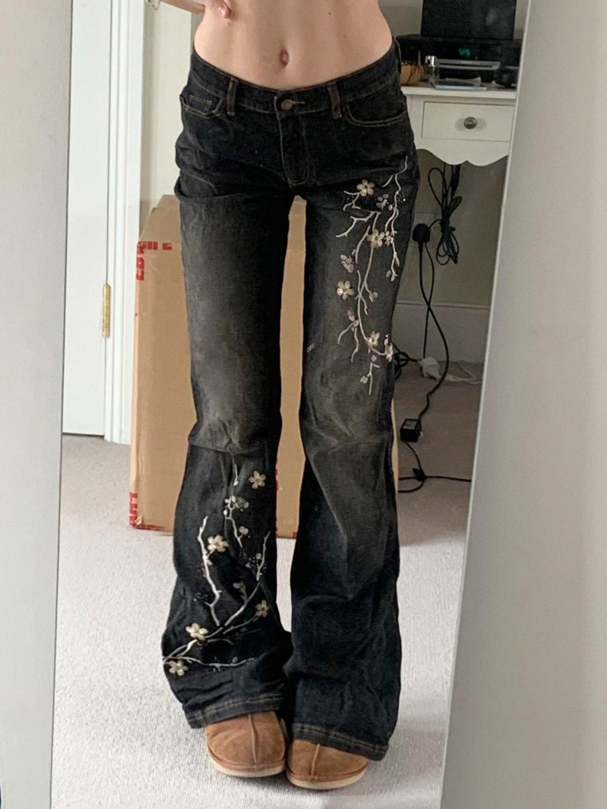 Floral Embroidery Retro Bell-bottoms Jeans