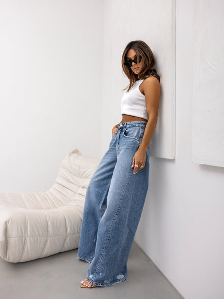 Liber Summer Women's Hole Jeans