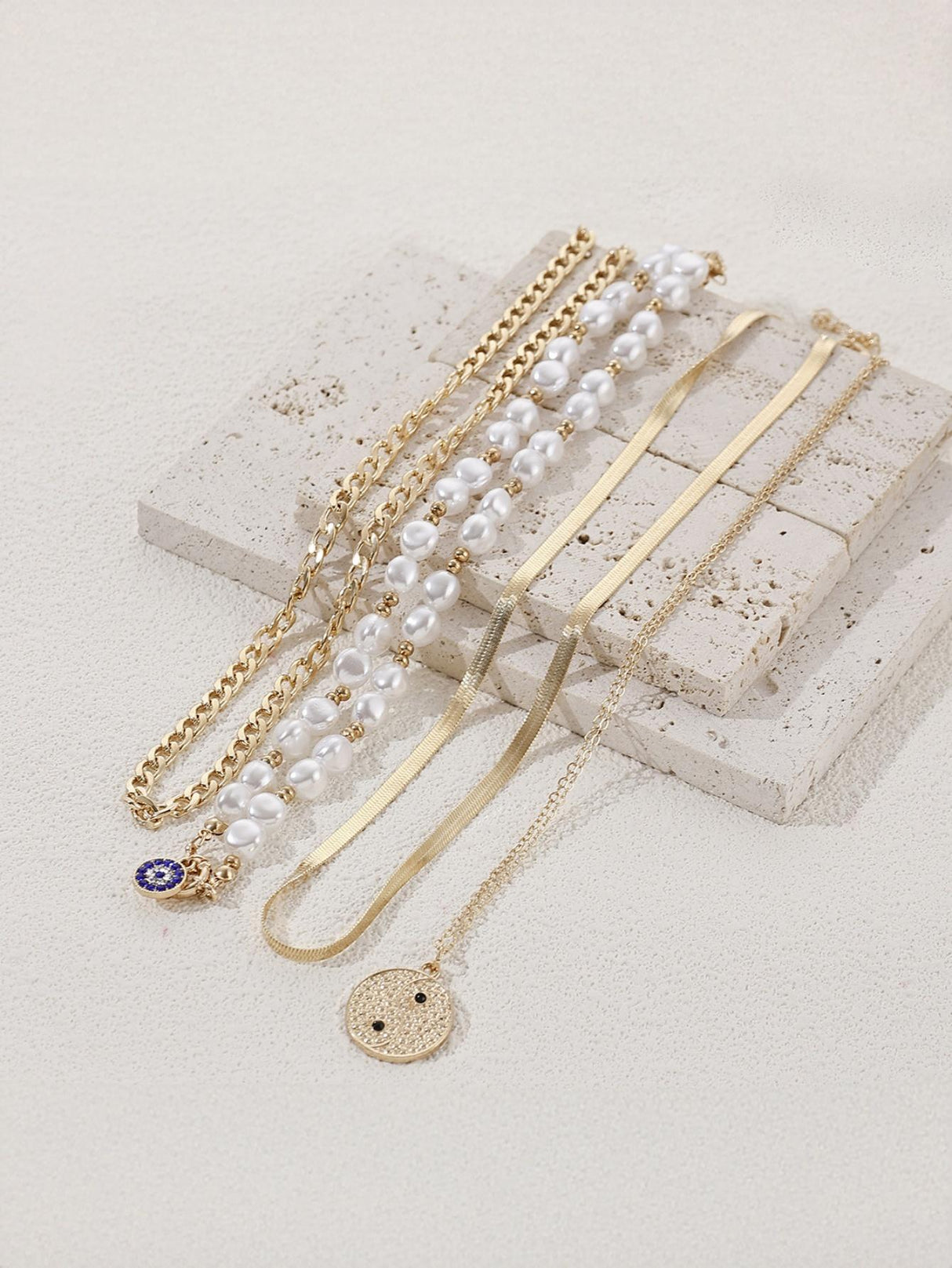 Round Tag Multi-layer Necklace