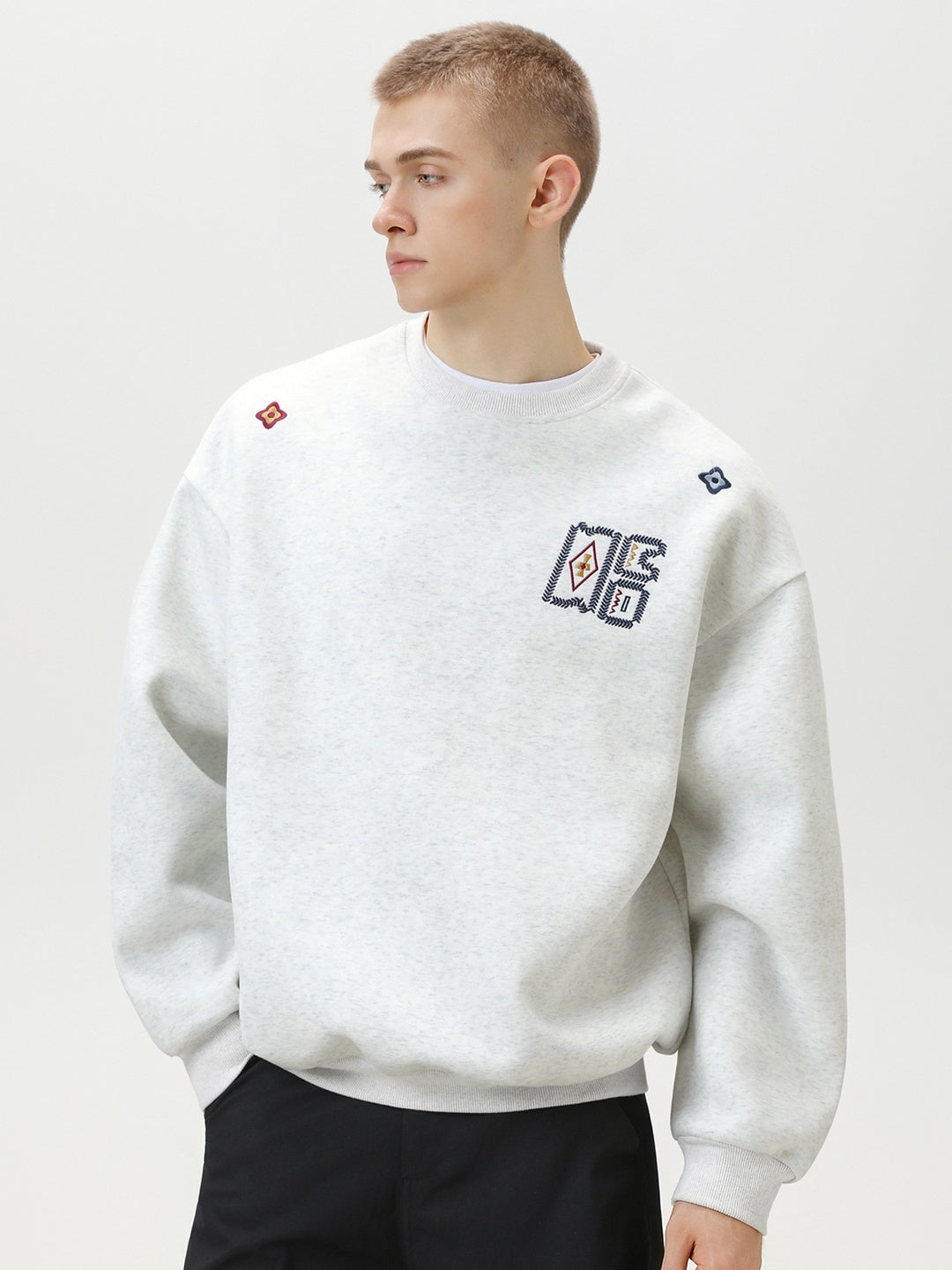 Liber Autumn Neutral wear Embroidered Pattern Pattern Sweatshirts