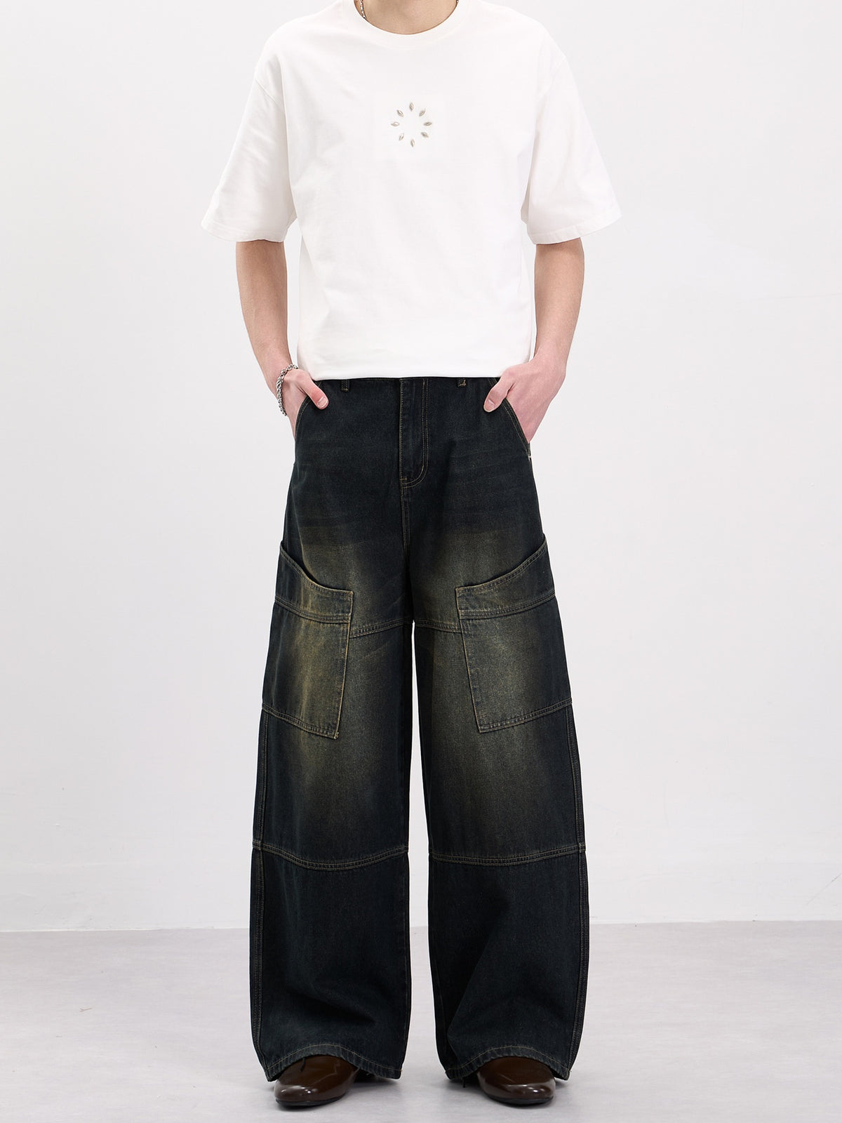 Distressed Washed Big Pocket Wide-leg Straight-fit Jeans