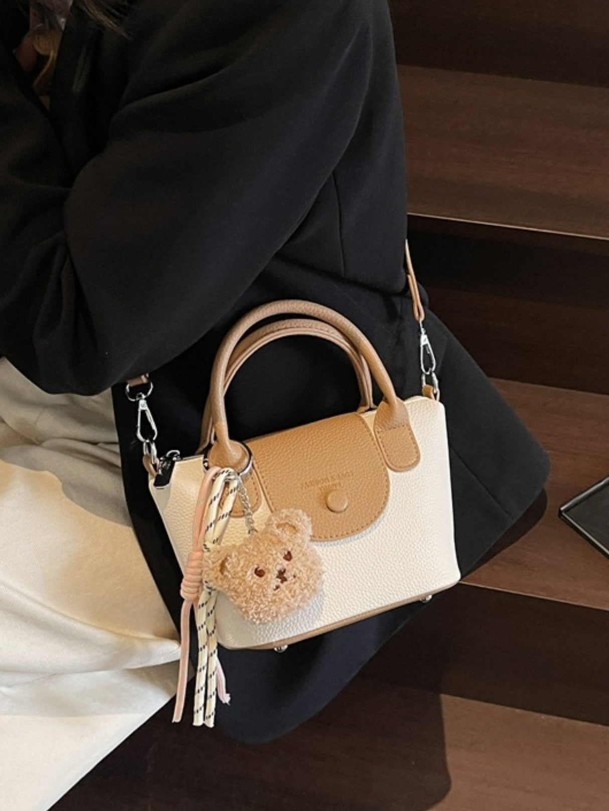 Lychee-patterned Crossbody Bag