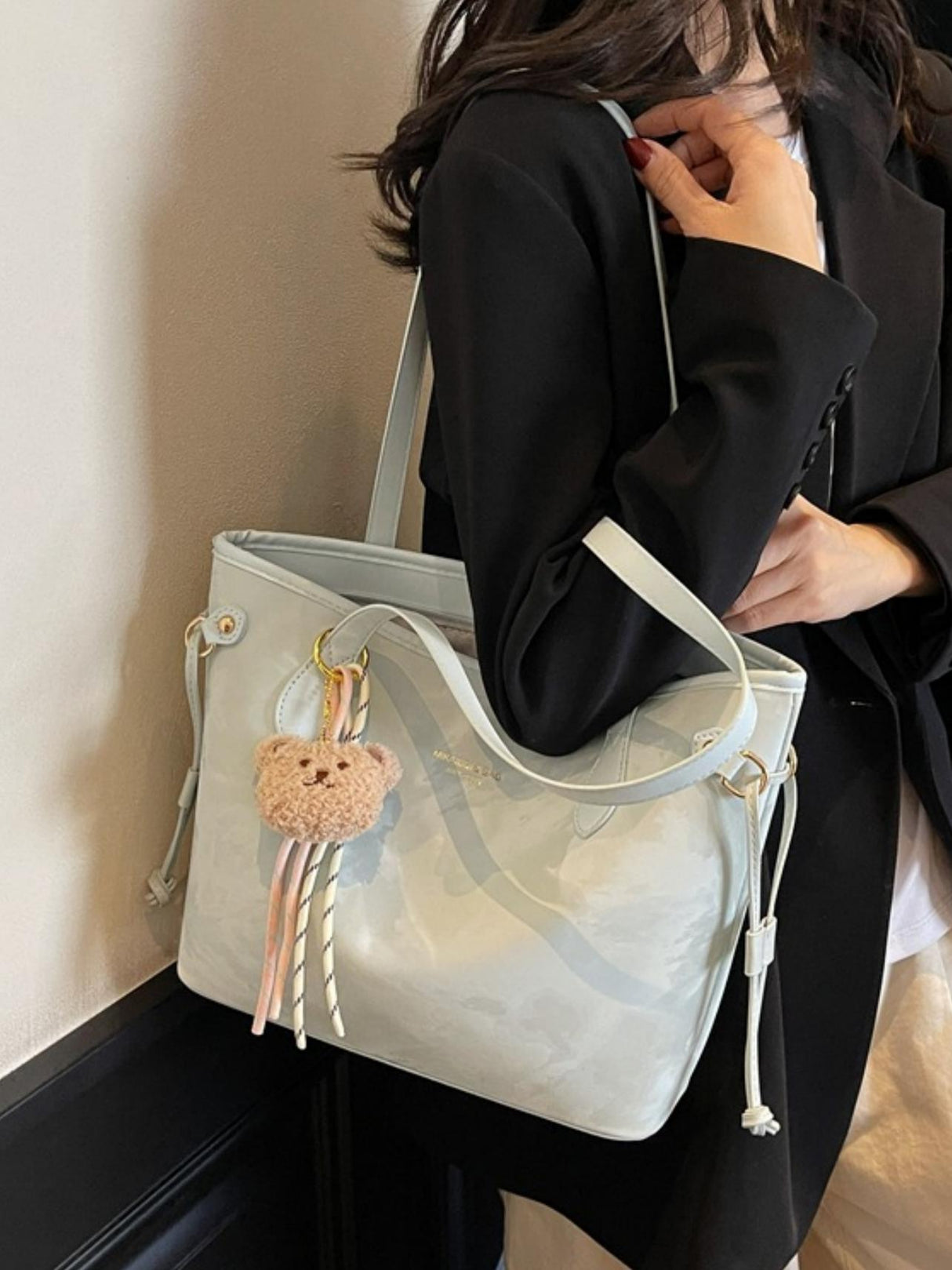 Large Capacity Stylish And Fresh Tote Bag