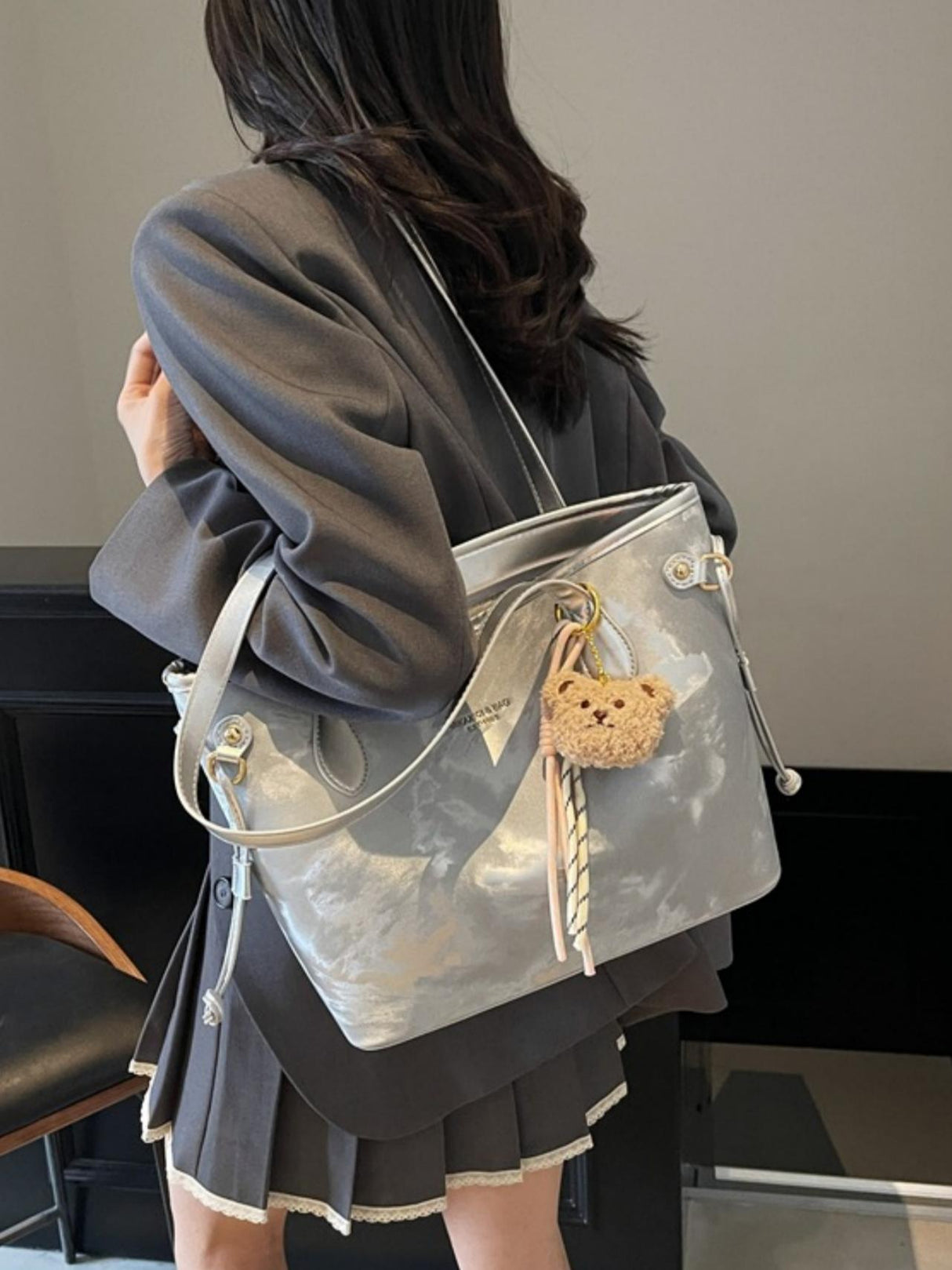Large Capacity Stylish And Fresh Tote Bag