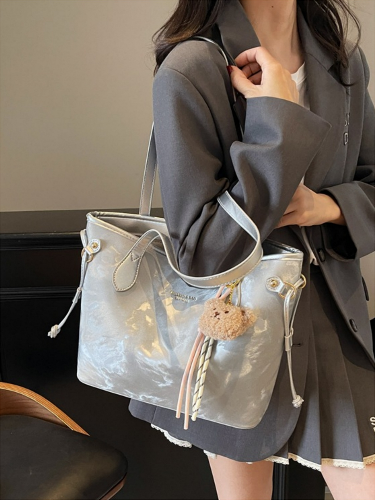 Large Capacity Stylish And Fresh Tote Bag