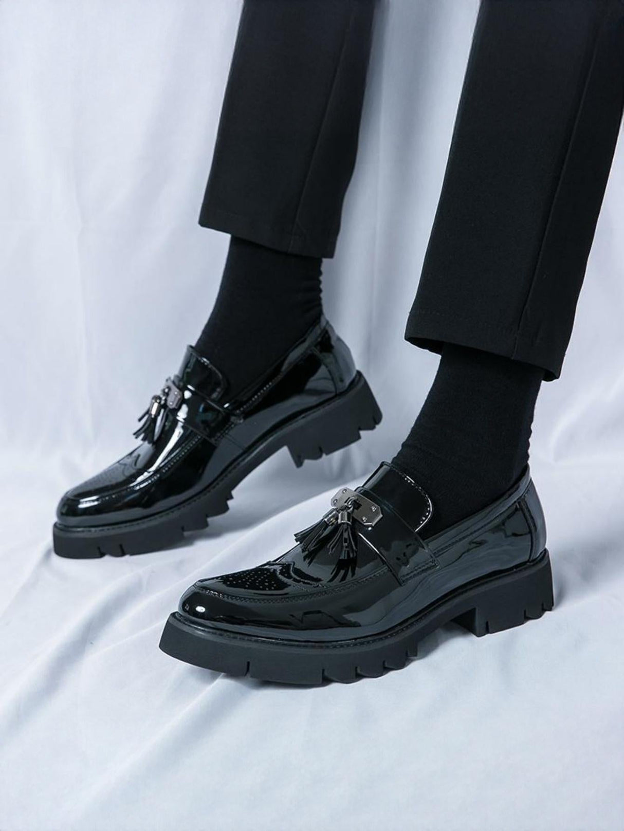 Tassel Metal Buckle Platform Slip-on Loafers
