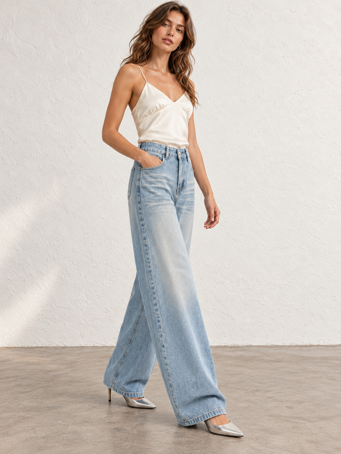 Autumn/Winter Women's Blue Retro Washed Jeans With Rhinestones