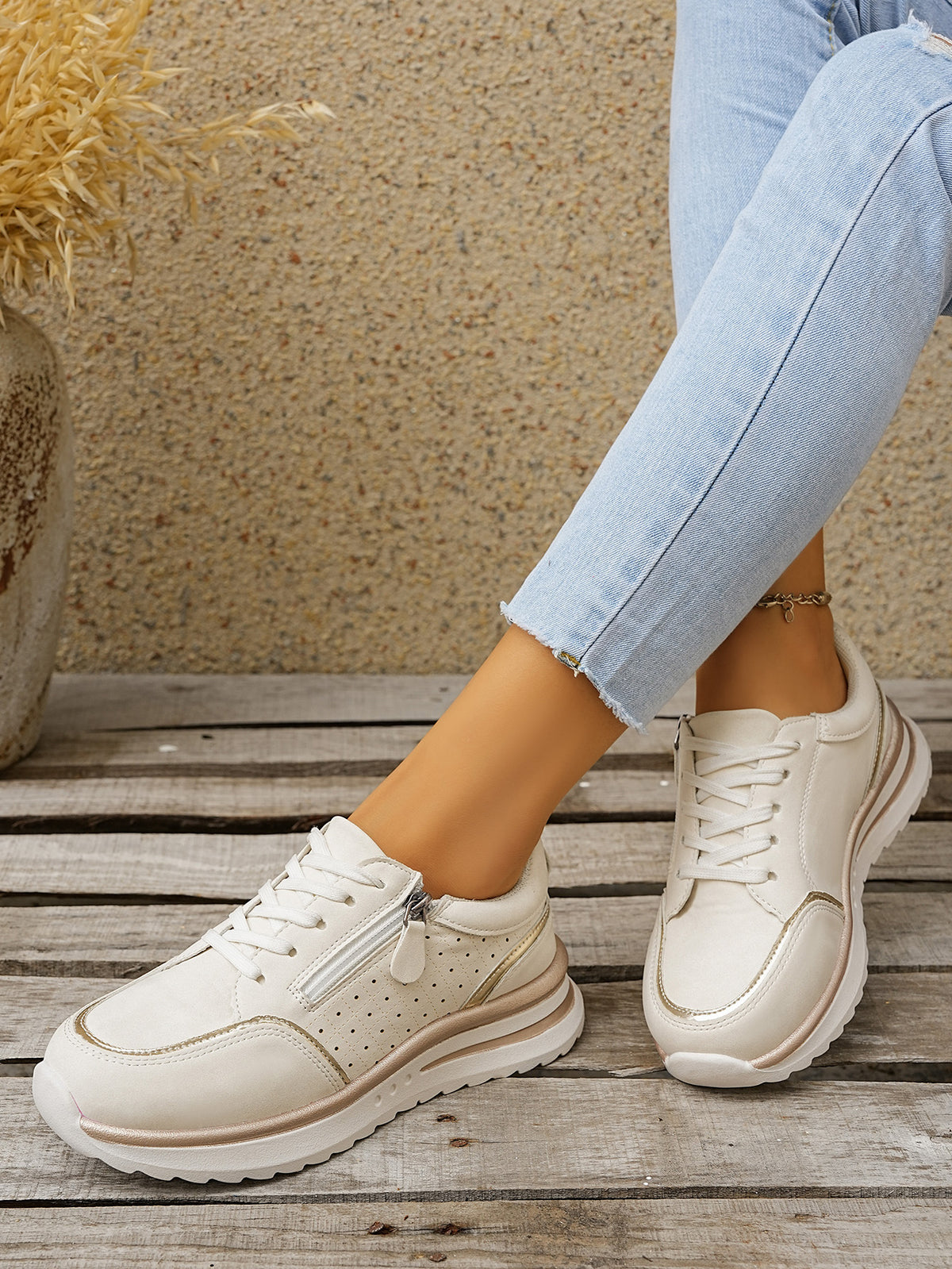 Side Zipper Breathable Athletic Shoes