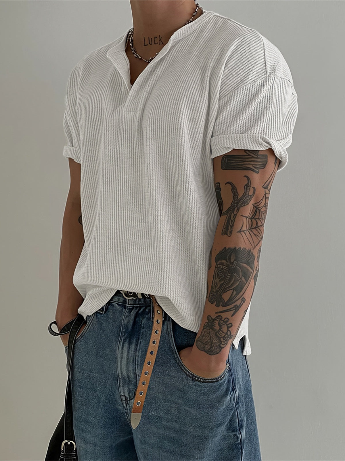 Henry Collar Simplicity Lightweight Breathable T-shirts