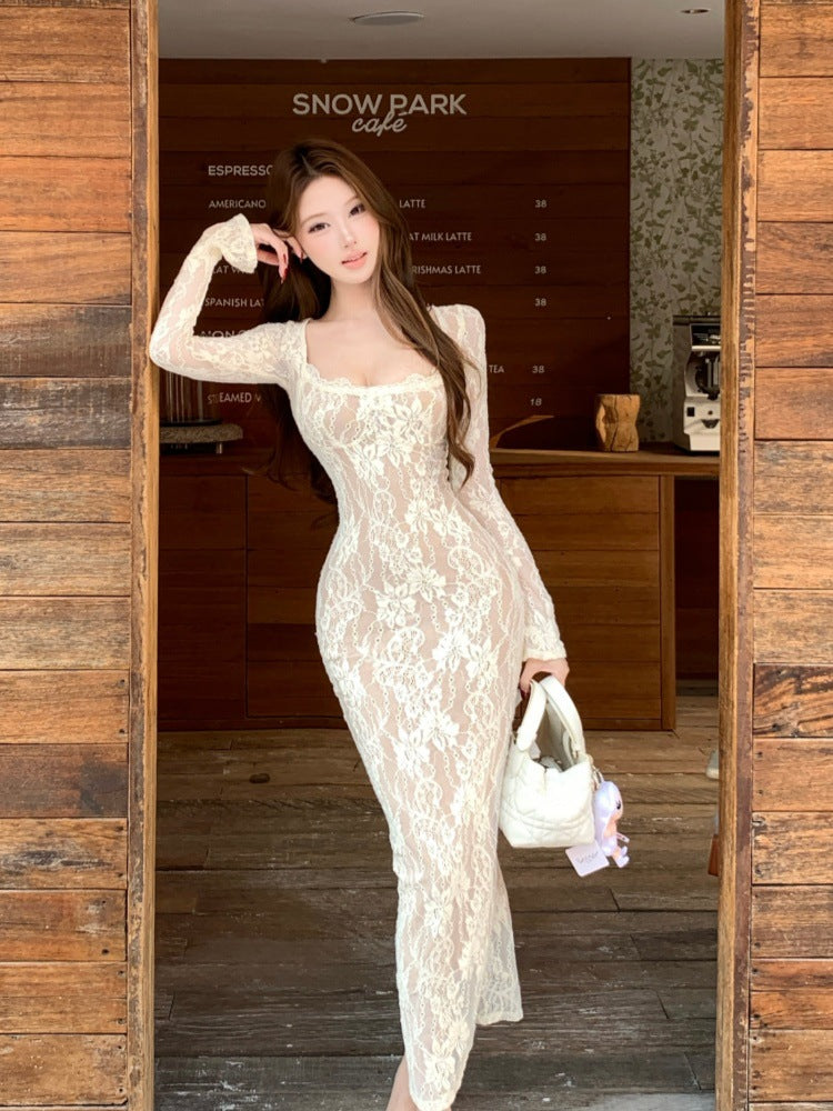 Mature And Sophisticated Long-sleeved Lace Maxi Dress