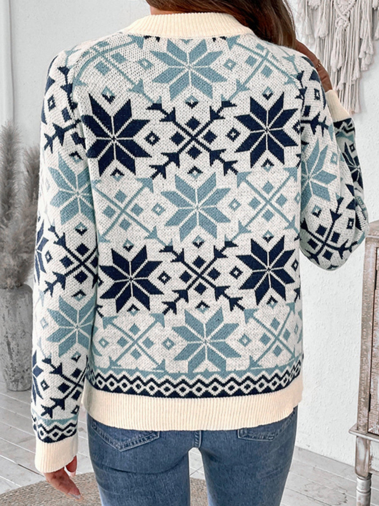 Christmas Snowflake Retro Round Neck Bottoming Top Sweater