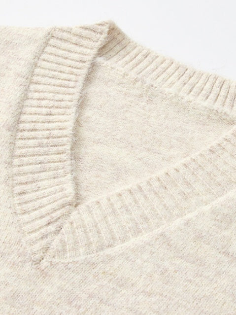 Wool Blend V-neck Loose-fit Knitted Vest