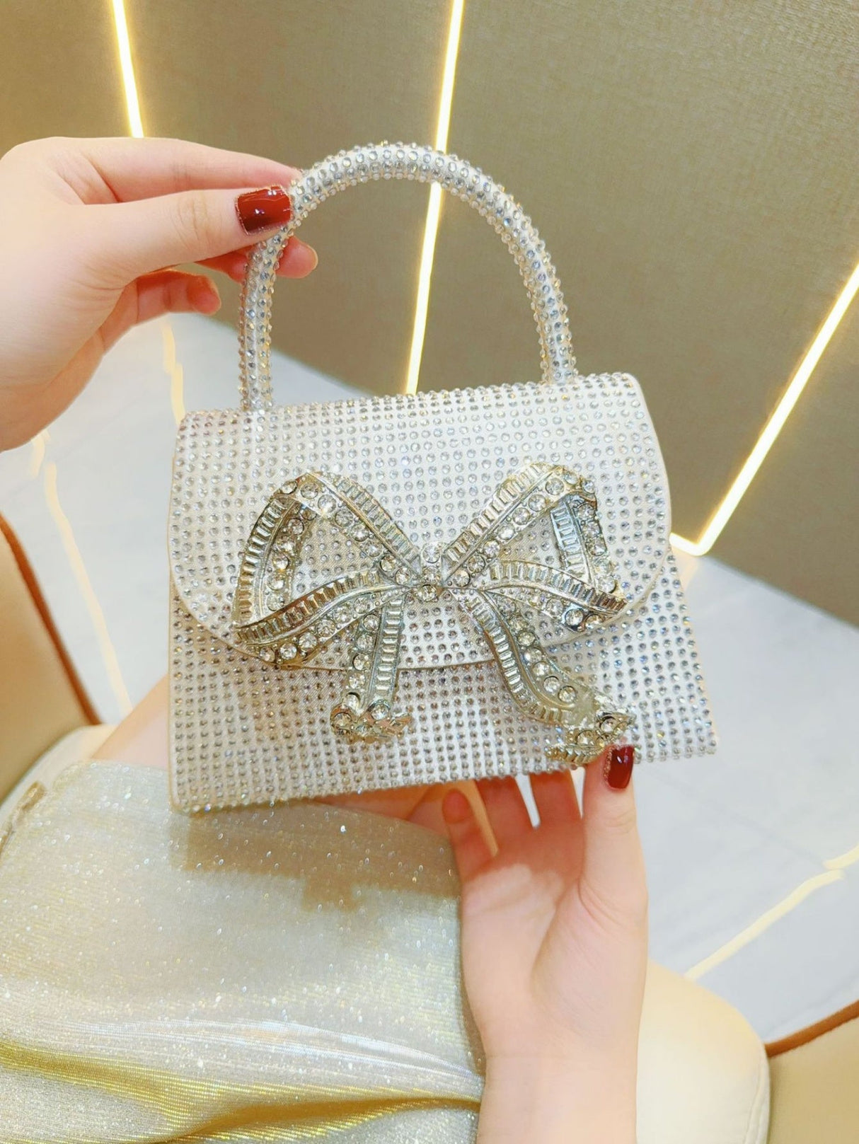 Liber Four Seasons ACC Diamond Bow Box Bag