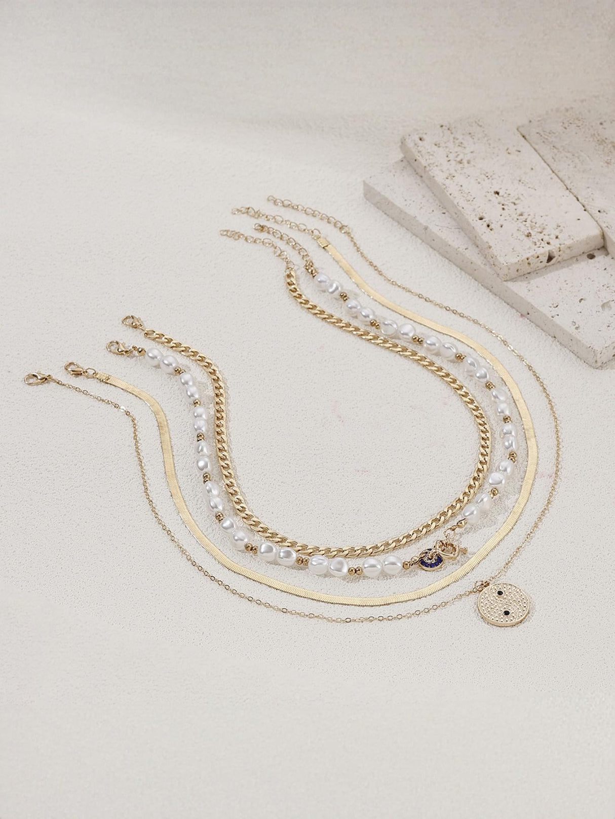 Round Tag Multi-layer Necklace