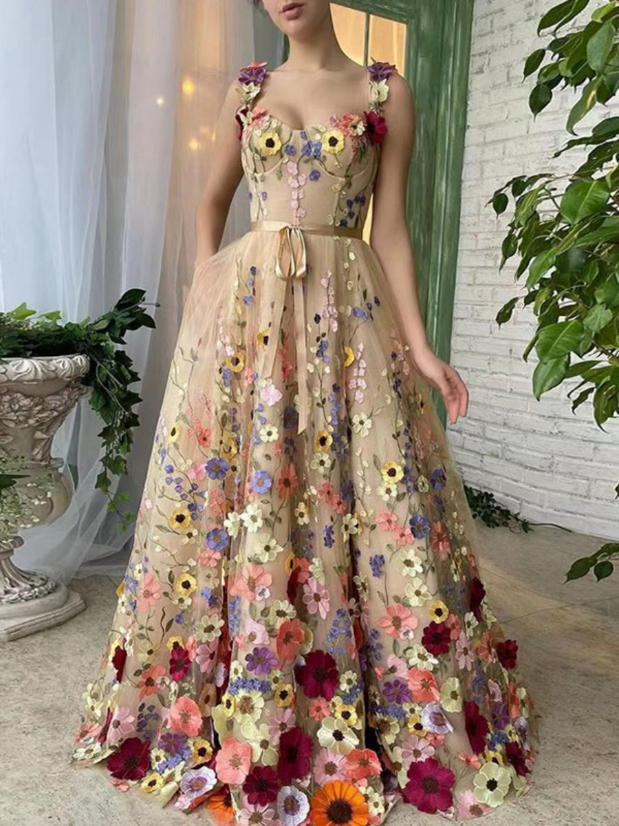 Bright Silk Three-dimensional Flower Fashionable Embroidery Flower Hip-wrapped Sexy Long Dress