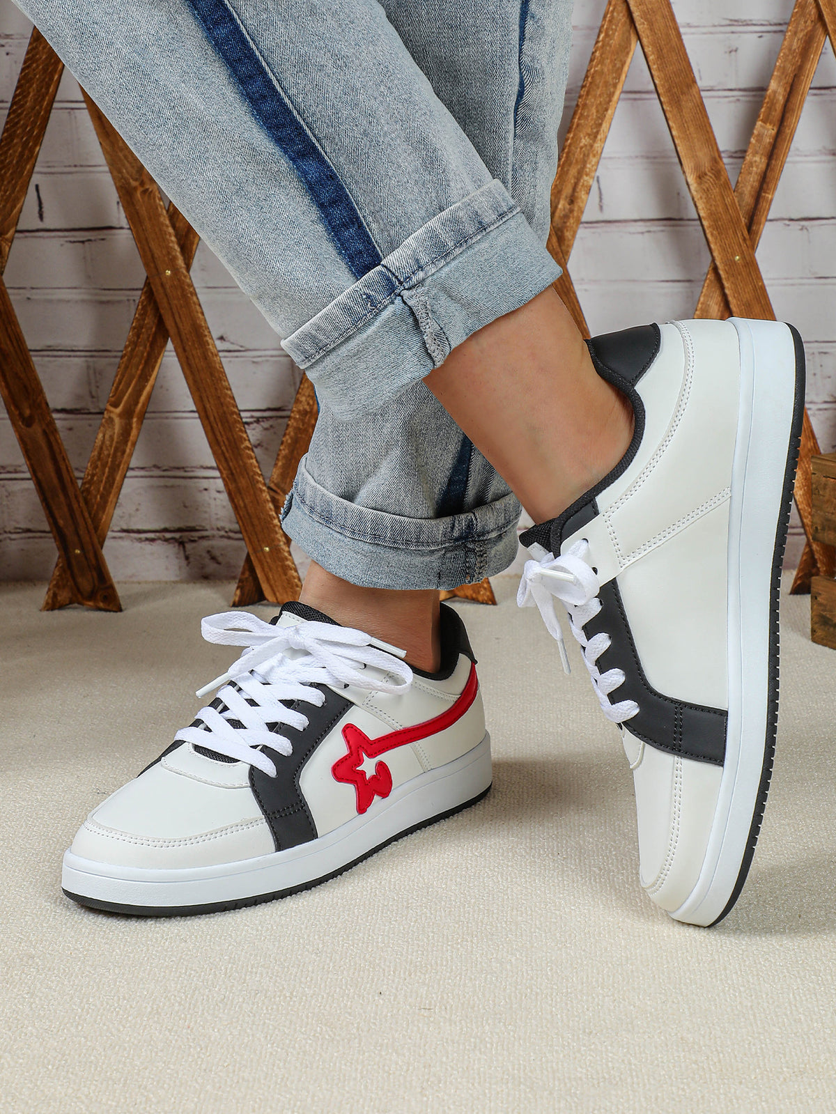 Color-blocked Unisex Casual Sneakers