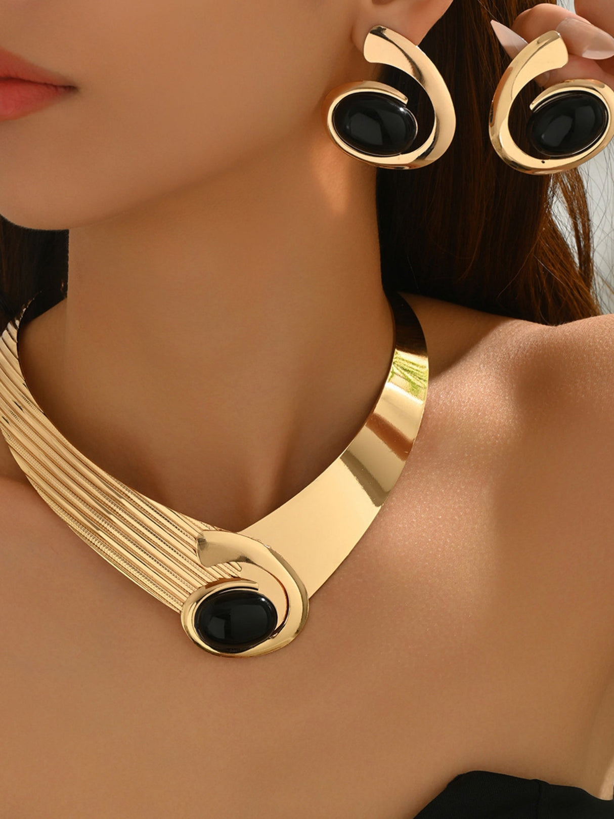 Inlaid Gemstones Necklace And Earrings Jewelry Sets