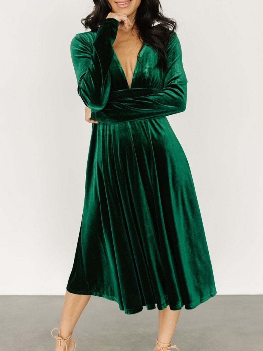 V-neck Long Sleeve Pleated Velvet Midi Dresses