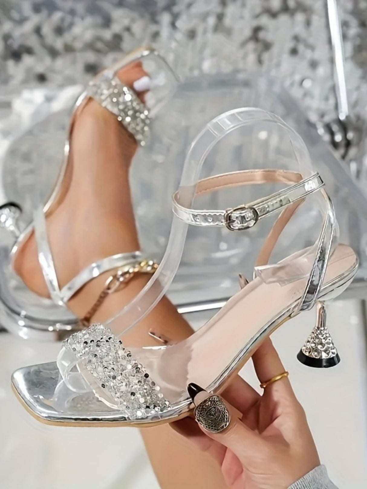 Sequined Strappy High-heeled Sandals