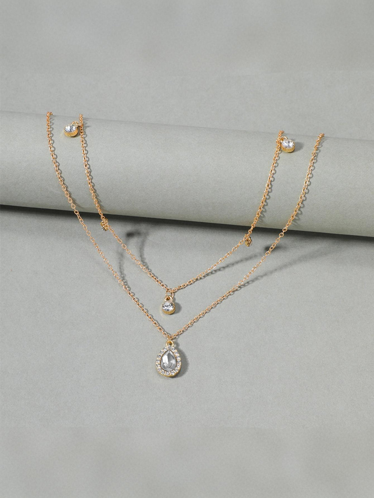 Gold-plated Teardrop Pendant Necklace