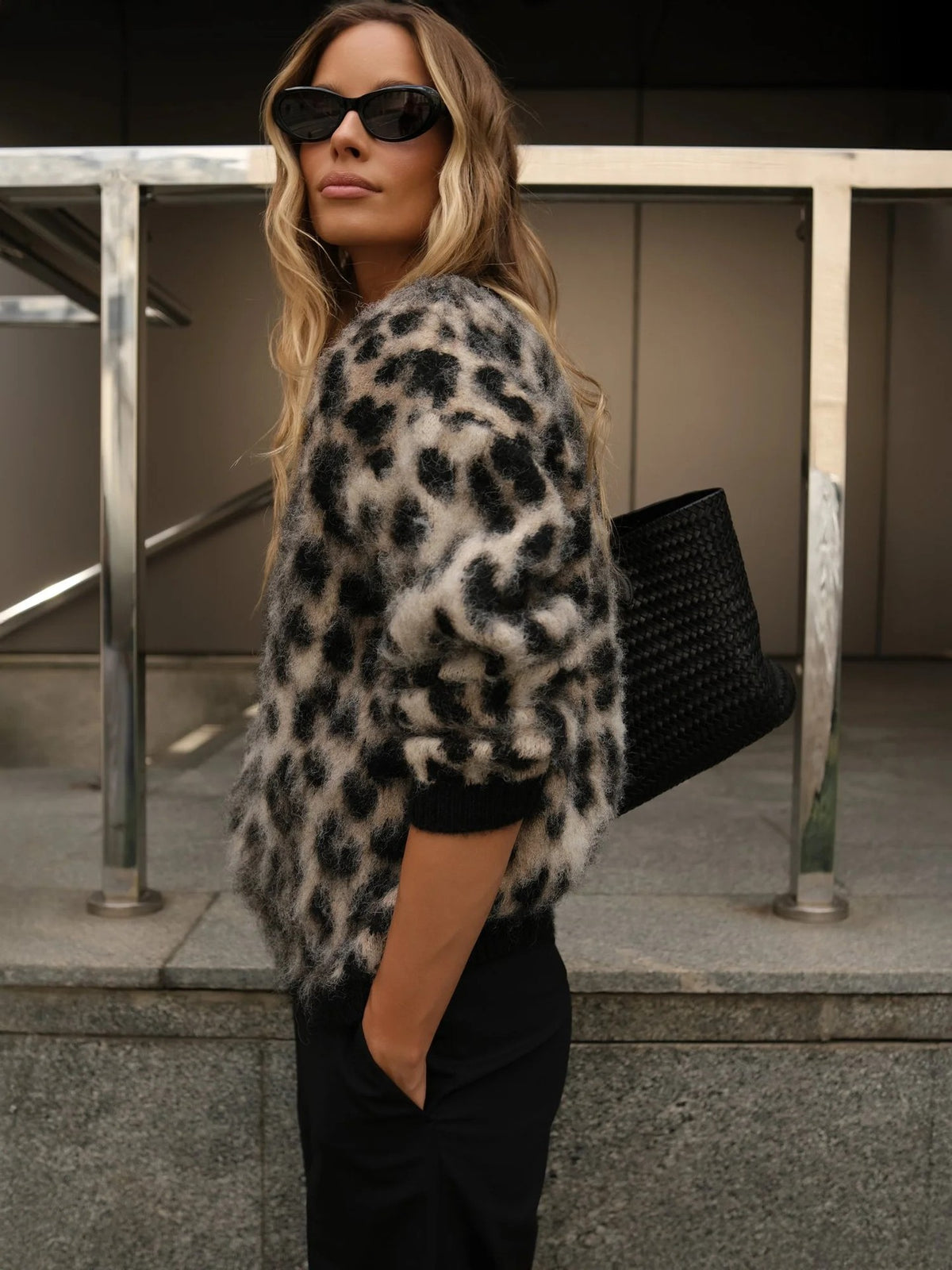 Stylish, Relaxed, Warm Leopard Print Pullover Knit Sweater