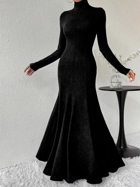 Fishtail Velvet Turtleneck Tight Fit Hip-length Dress