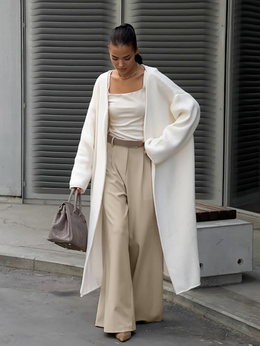 Wide-leg pleated trousers