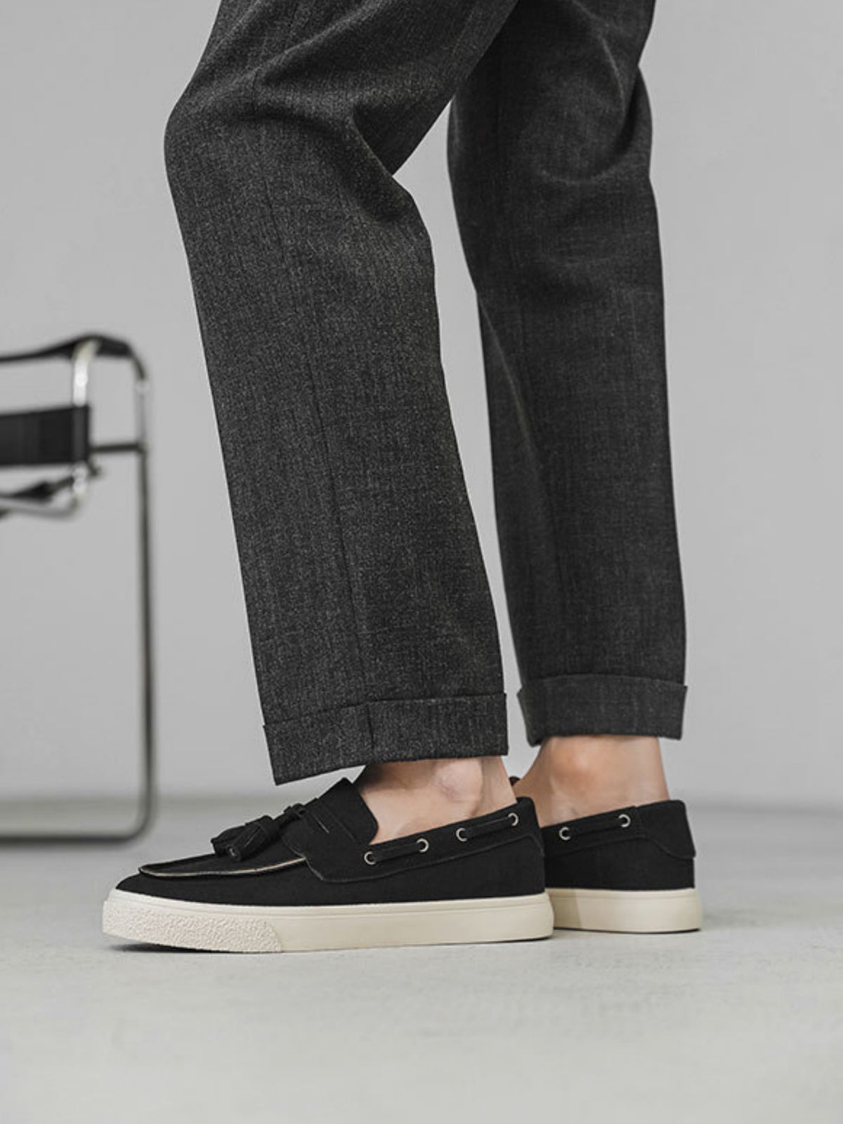 Color-blocked Tassel Slip-on Loafers