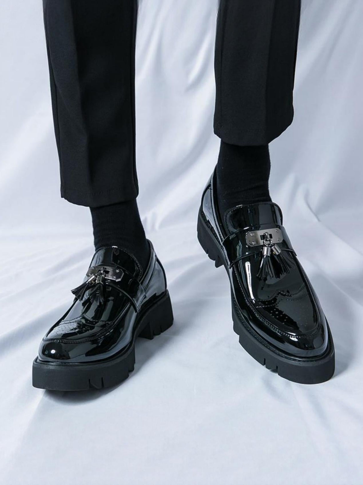 Tassel Metal Buckle Platform Slip-on Loafers