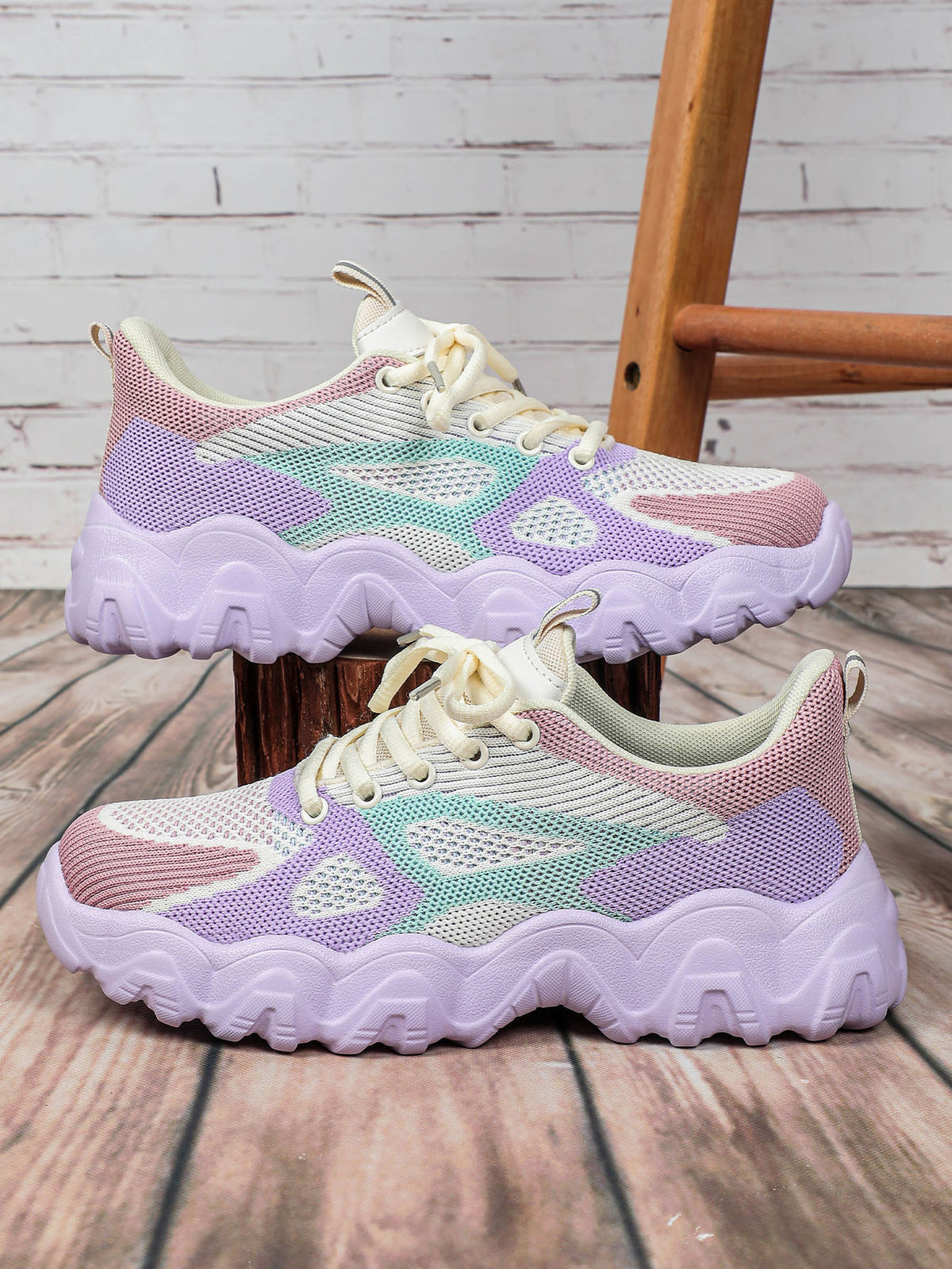 Color-blocked Unisex Casual Sneakers