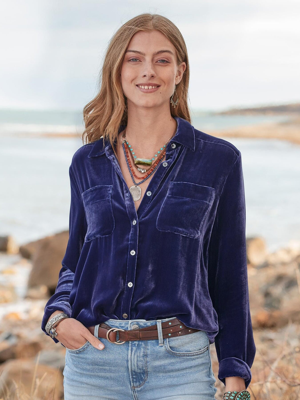 Irregular Buttons Long Sleeve Velvet Shirts