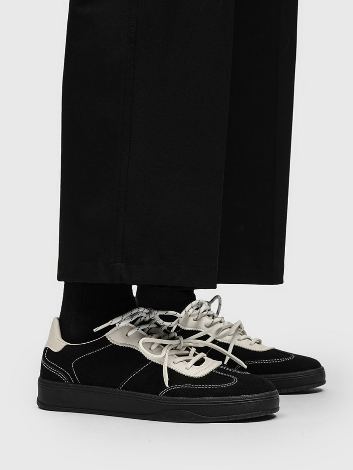 German Training Retro Color-blocked Lace-up Sneakers