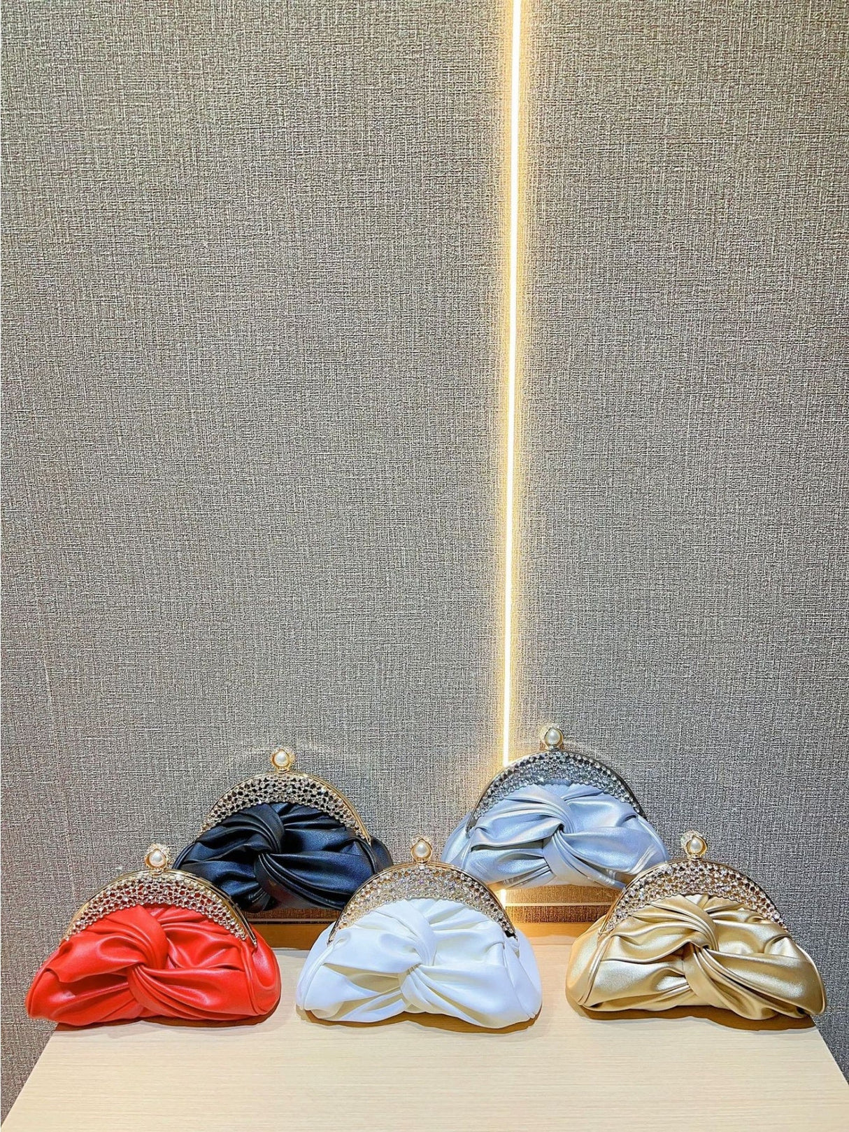 Liber Four Seasons ACC Twist Pleated Bag