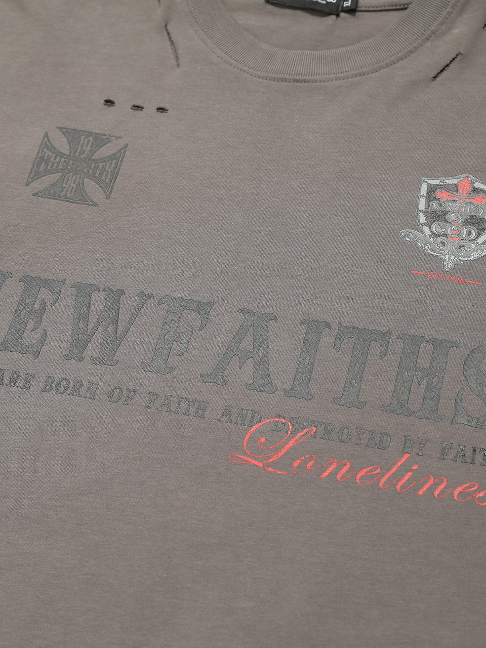 Hole Camouflage Splicing Fake Two Pieces Long-sleeved T-shirt