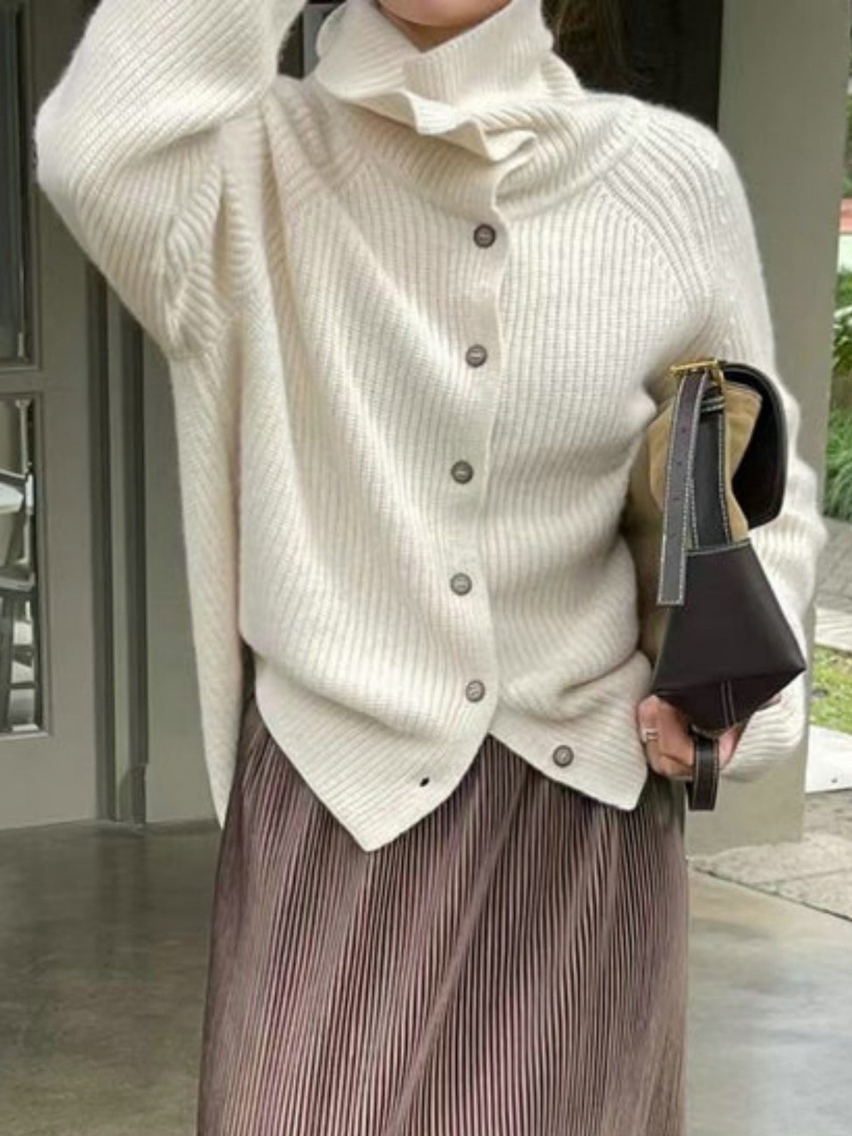 Liber Stand-up Collar Buttons Fine Pitting Solid Color Cardigans