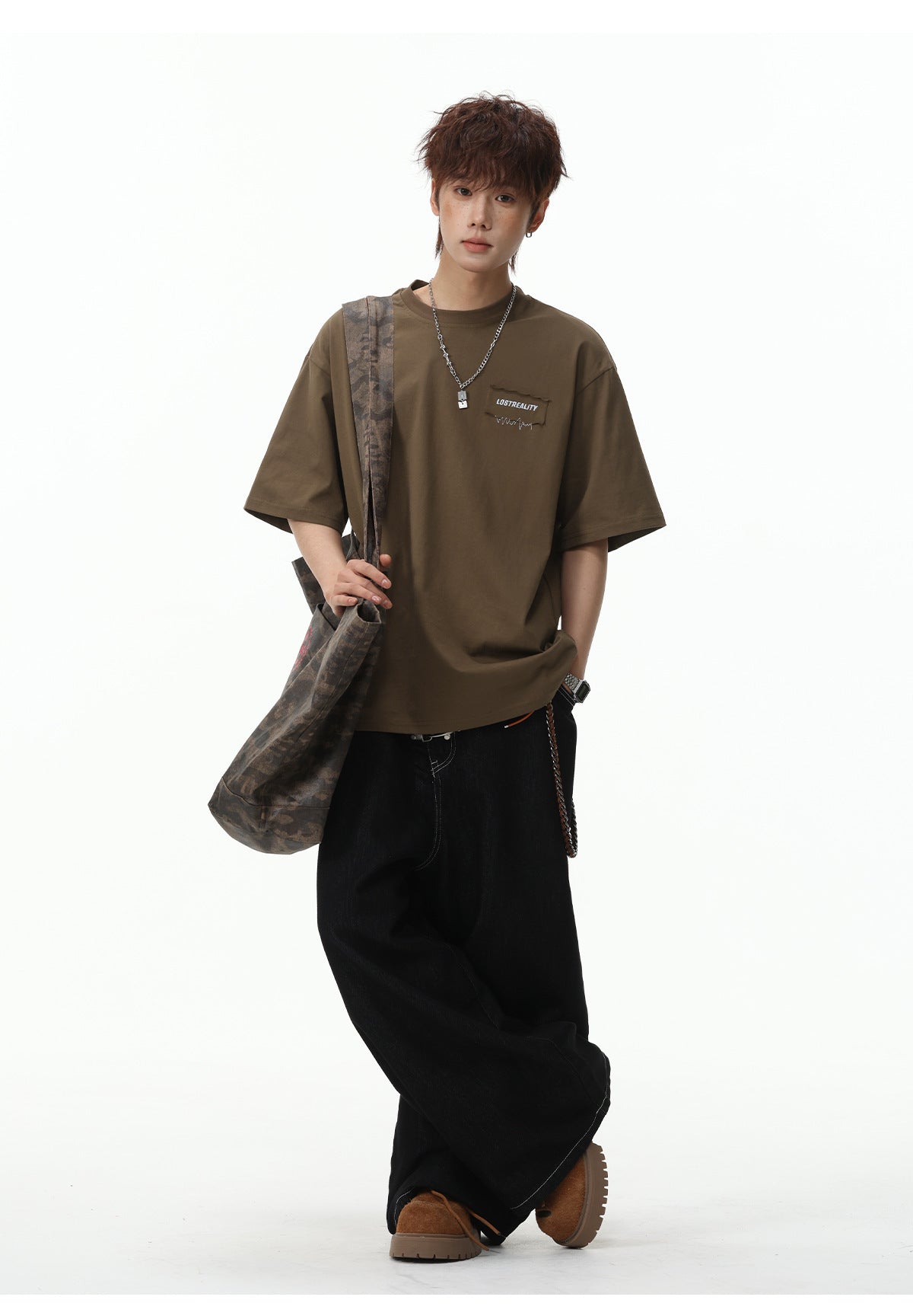 Color-blocked Letter Applique Loose-fit T-shirts