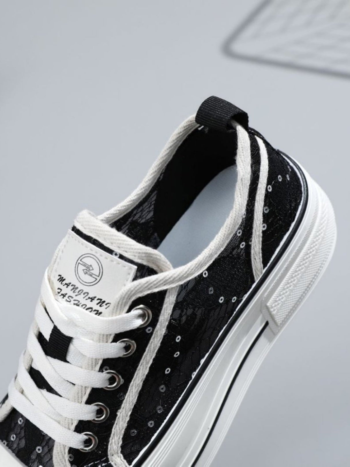 Sequined Mesh Thick-soled Women's Casual Sneakers