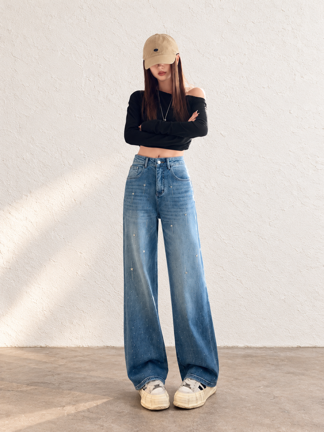 Autumn/Winter Women's Blue Whisker Pattern Jeans With Rhinestones