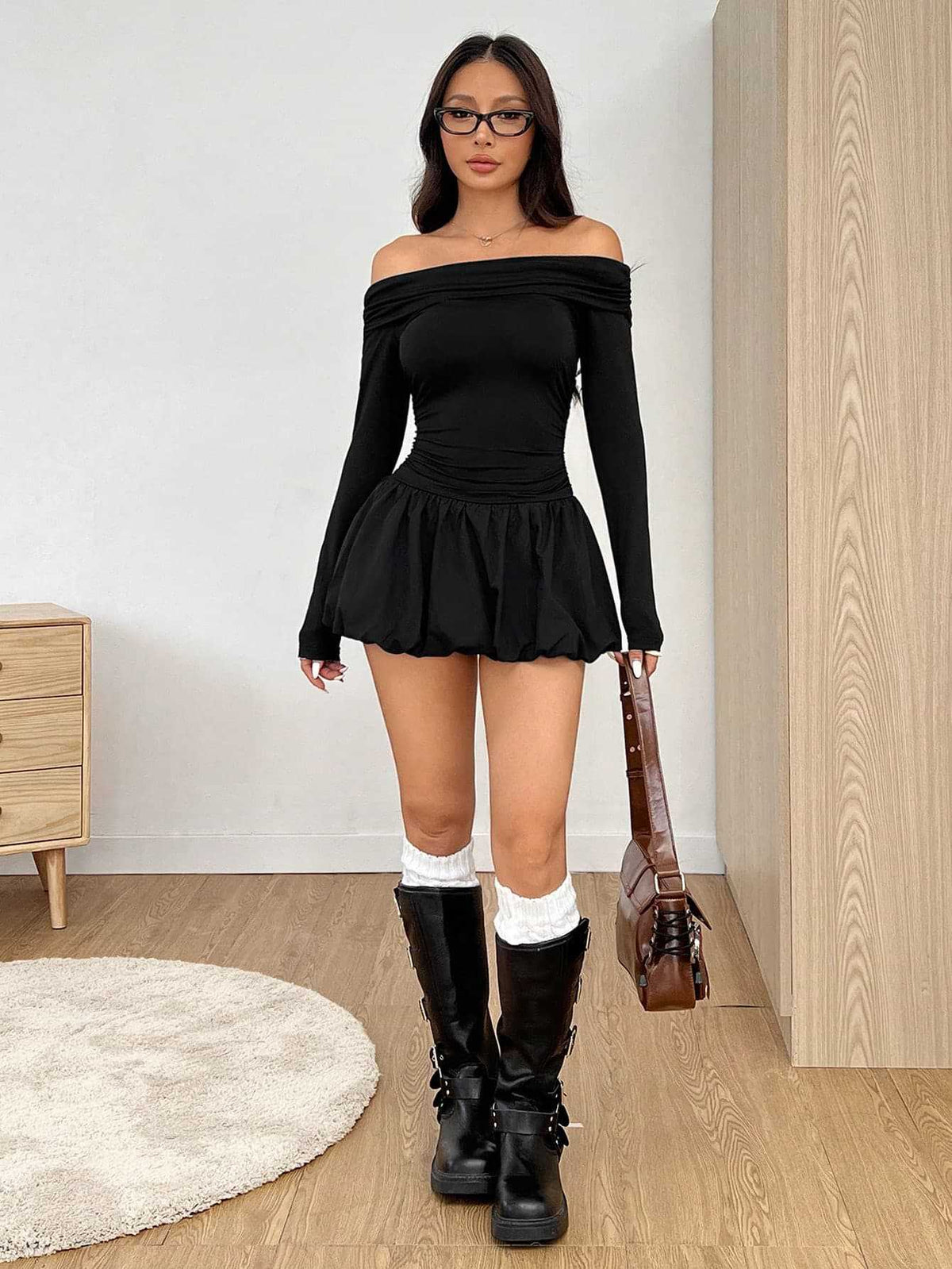 Hot Girl's Waist-cinching Slimming Dress