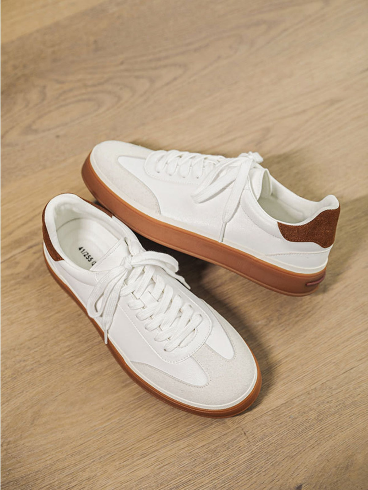 Color-blocked Casual Sneakers