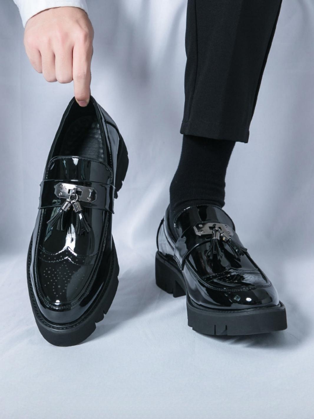 Tassel Metal Buckle Platform Slip-on Loafers