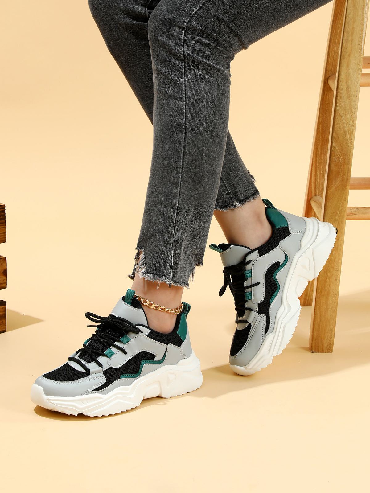 Color-blocked Platform Women's Casual Sneakers