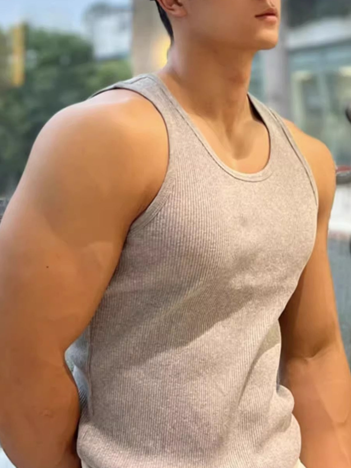 Lightweight Sports Fitness Stretch Slim-fit Moisture-wicking Breathable Tank Tops