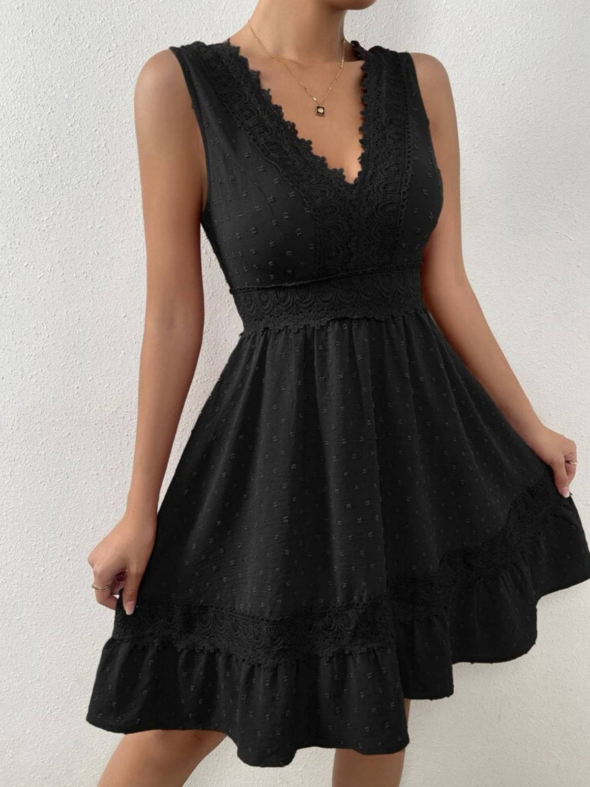 Lace Patchwork Hollow Out Backless Strappy V-neck Sleeveless Mini&Short Dresses