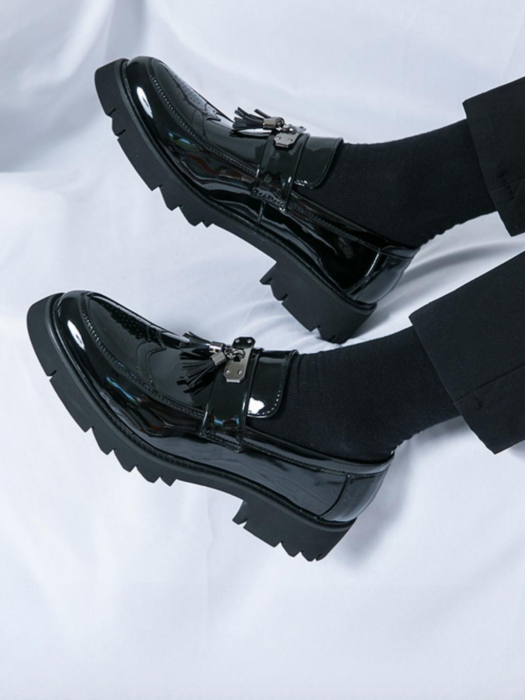 Tassel Metal Buckle Platform Slip-on Loafers