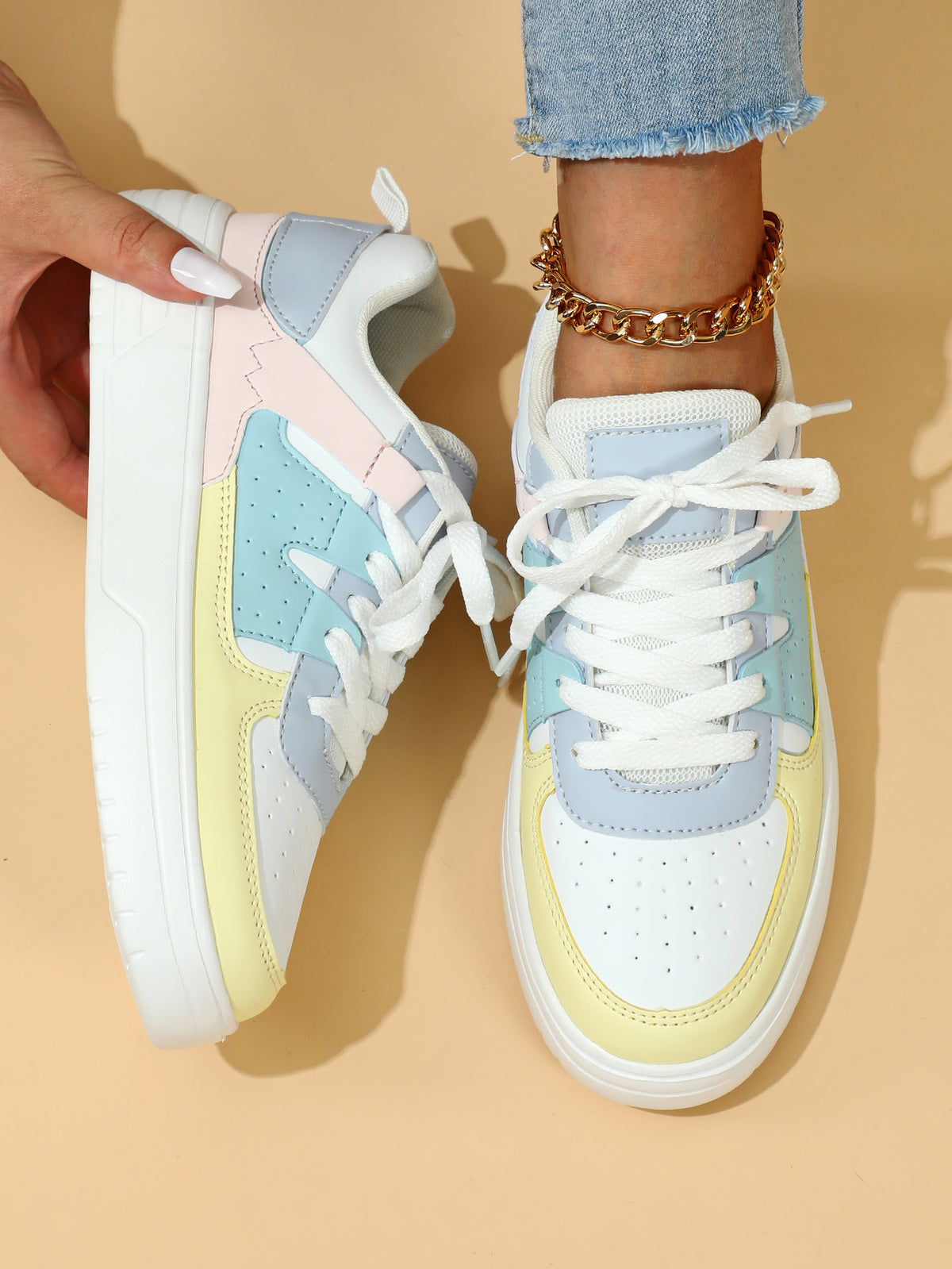 Color-blocked Women's Sneakers