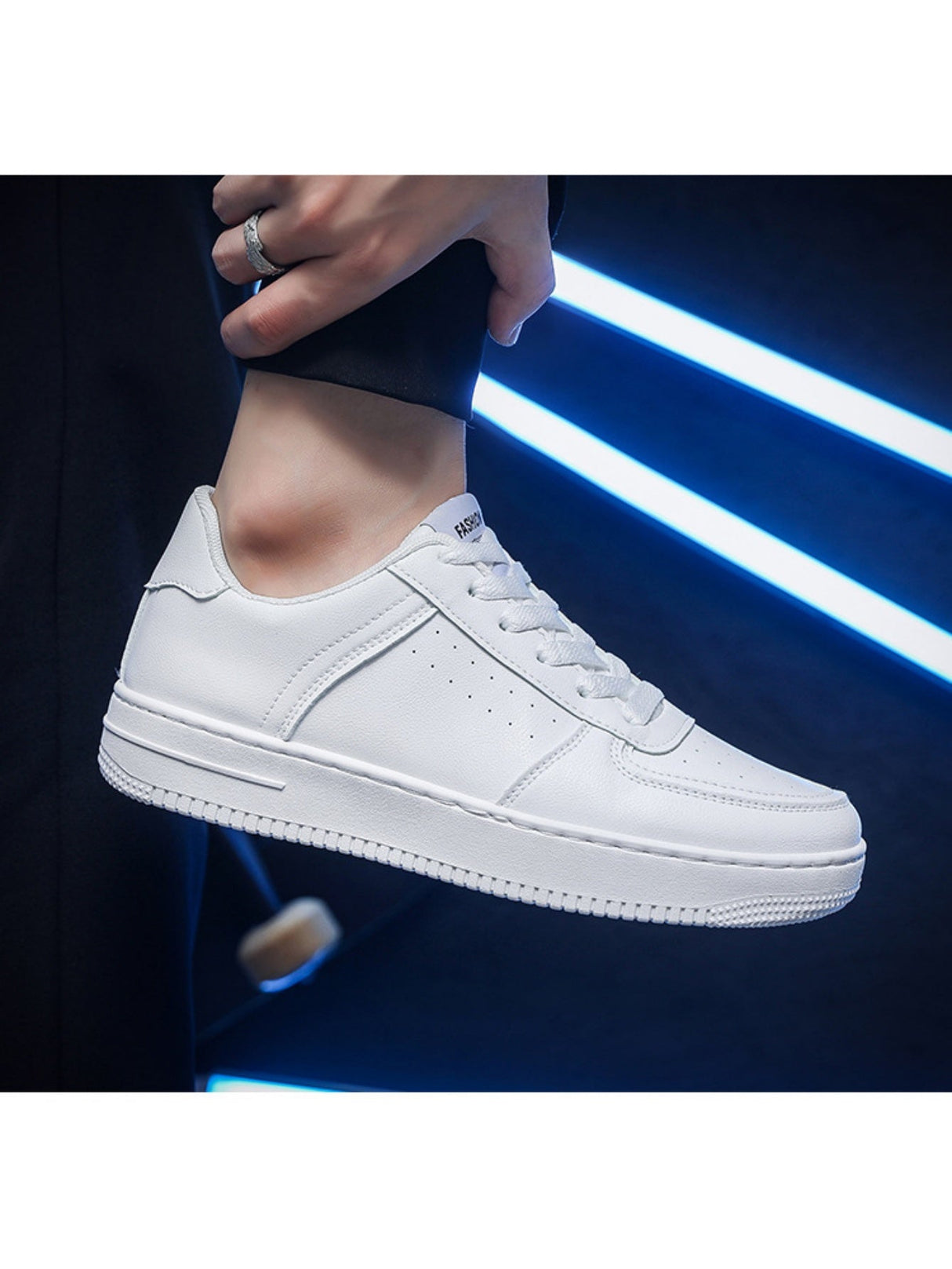 Liber All-season Men's Casual Sneakers