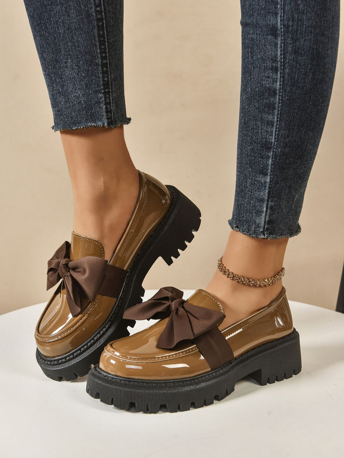 Bow-tie British Style Loafers