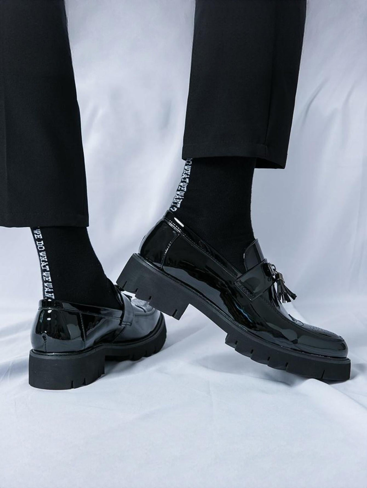 Tassel Metal Buckle Platform Slip-on Loafers