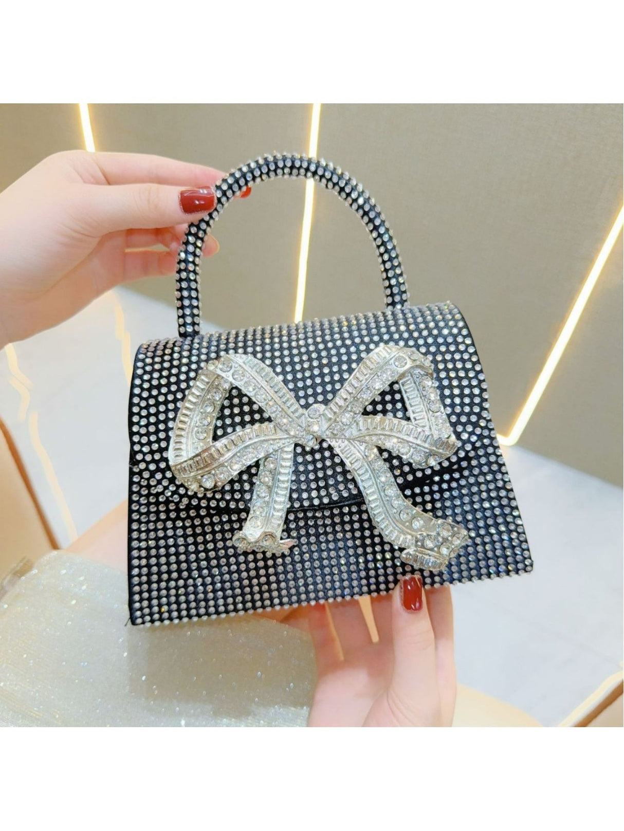 Liber Four Seasons ACC Diamond Bow Box Bag